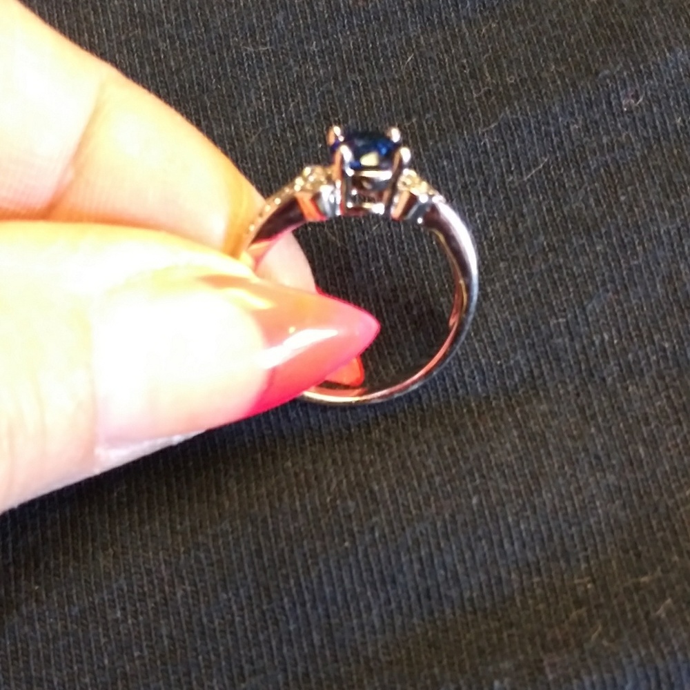 Gem stone ring - Picture 2 of 7